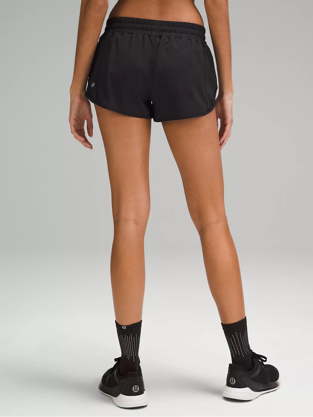 lululemon athletica Hotty Hot Low-Rise Lined Short 2.5"